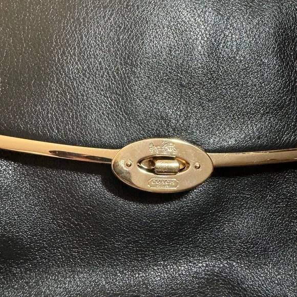 Coach Black Leather Shoulder Bag - Picture 2 of 9